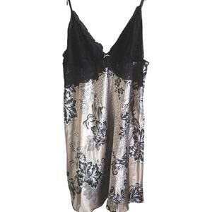 Linea Donatella Floral Chemise Beige Black Womens Large